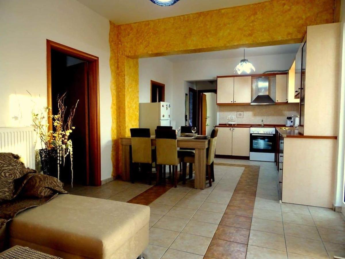 Cozy Apartment In Paradisi Paradeísion Exteriör bild