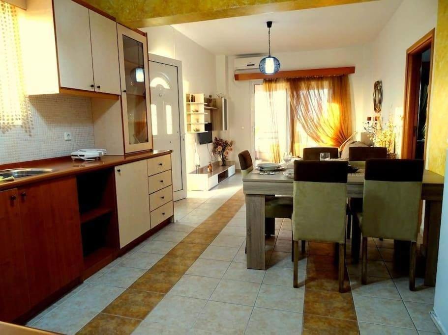 Cozy Apartment In Paradisi Paradeísion Exteriör bild